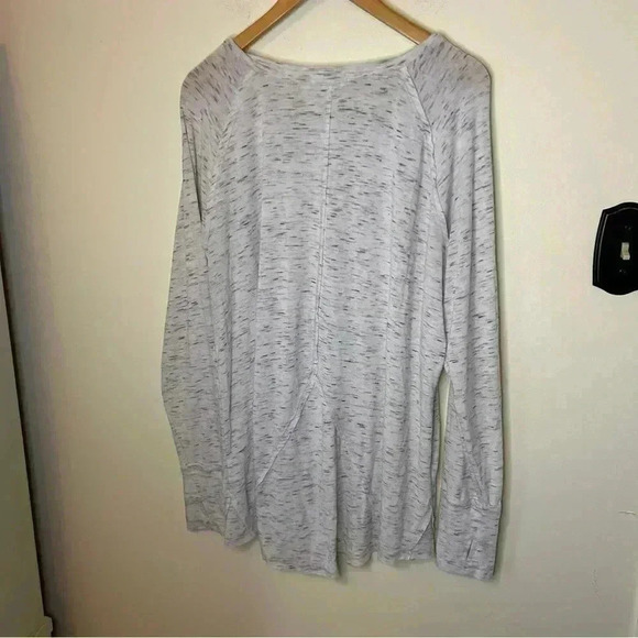 Spring & Mercer Women's Super Soft Comfy Long Sleeve Dye Tunic Tee Light Grey XL - Picture 1 of 2